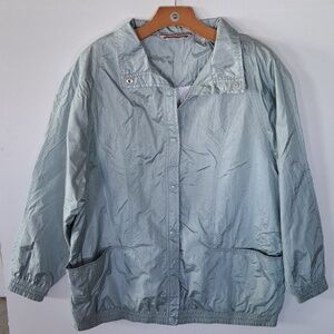 Tudor Court Vintage Classic Lightweight Nylon Windbreaker Jacket Snap Front
